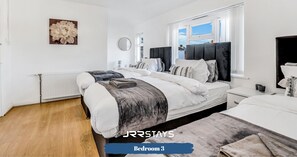 3 bedrooms, free WiFi - Bordesley - 3 Bedroom, Sleeps 7, Wi-Fi near Heartland Hospital, Airport & NEC (West Midlands)