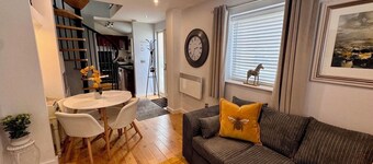 Boutique Detached House in Uphill Lincoln