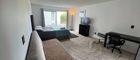 1 makuuhuone, työpöytä, ilmainen Wi-Fi, vuodevaatteet