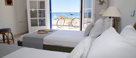 4 bedrooms, in-room safe, iron/ironing board, free WiFi