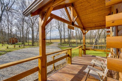 Florence Cabin w/ On-Site Creek!