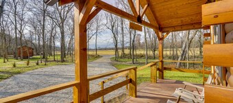 Florence Cabin w/ On-Site Creek!