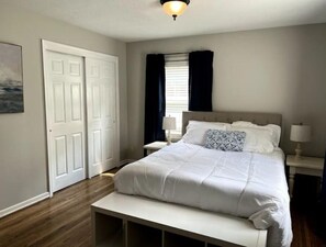 4 chambres, bureau, fer et planche à repasser, Wi-Fi gratuit