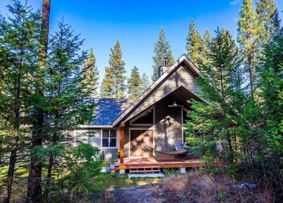 Cottage Bliss Mountain Oasis