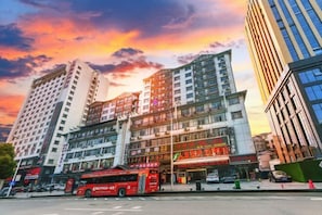 Exterior - Fulante Le Hotel (Tianmen Mountain Fengwan Road) (Zhangjiajie)