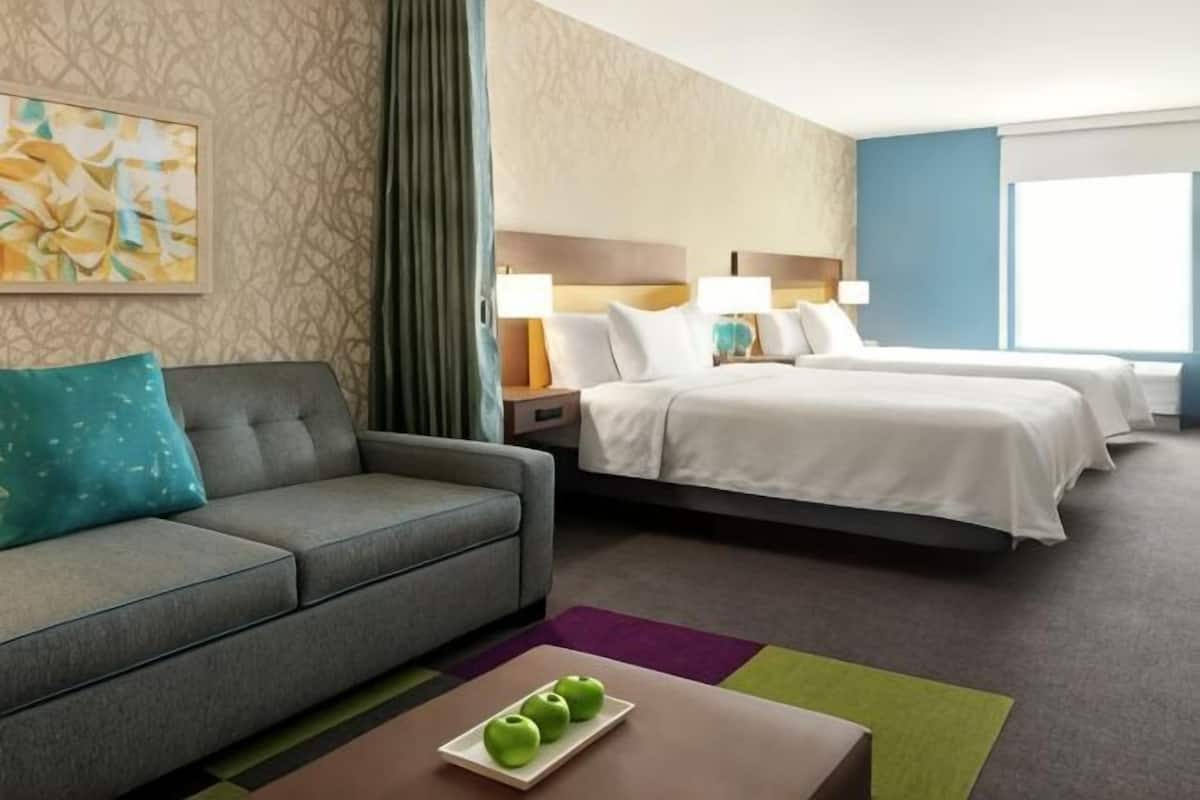 1 bedroom, premium bedding, down duvets, desk