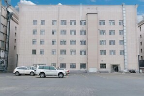 Aparcamiento sin asistencia gratuito