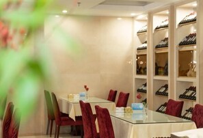 Restaurant - Xinlei Hotel (Holingol)
