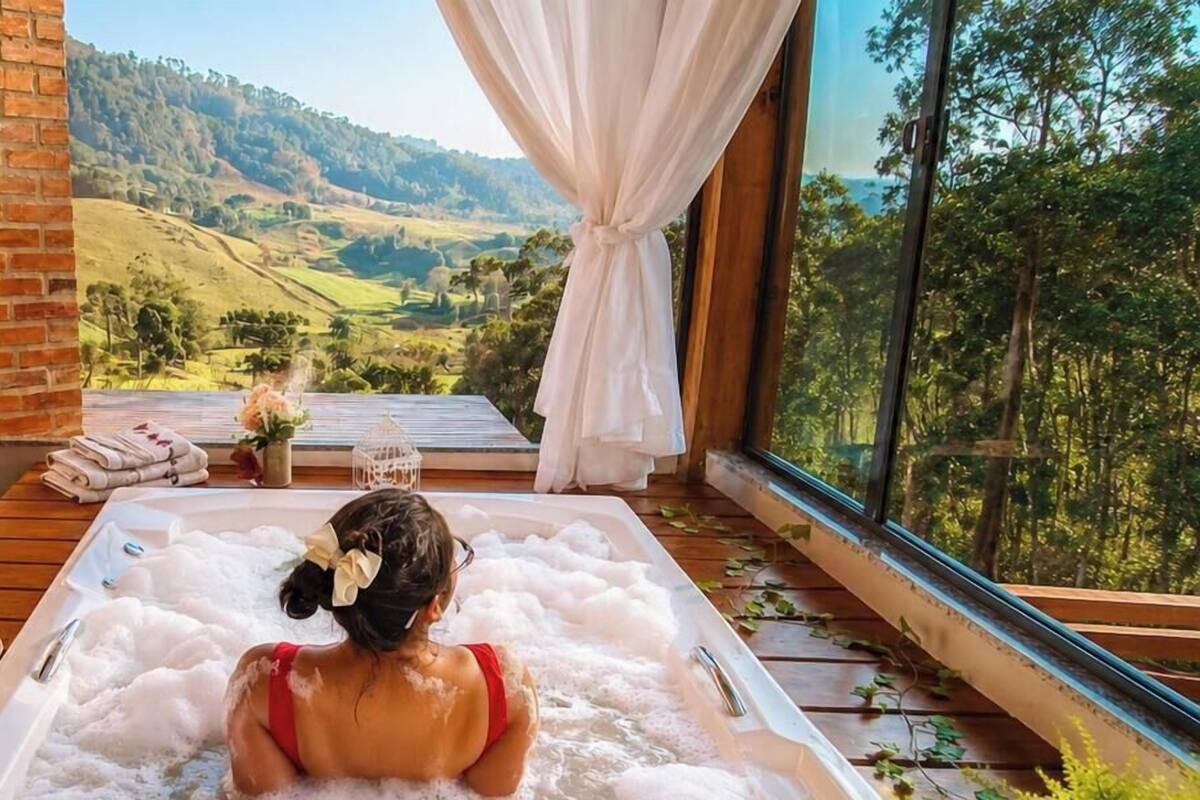 Chalé Caminho do Sol 1 - Jacuzzi e Bônus Culinário | 정원 전망