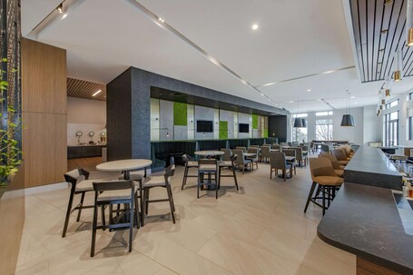 Embassy Suites By Hilton Asheville Downtown - Image 71