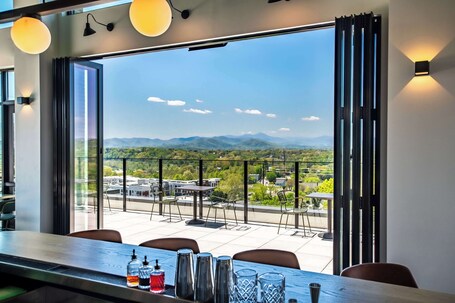 Embassy Suites By Hilton Asheville Downtown - Image 34