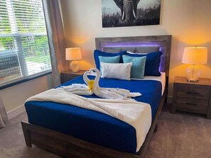 3 habitaciones, tabla de planchar con plancha, wifi y ropa de cama 