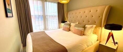 2 Schlafzimmer, Bügeleisen/Bügelbrett, WLAN, Bettwäsche