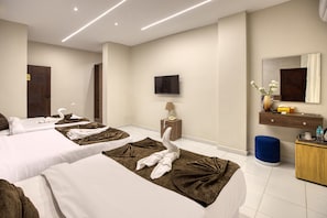 Standard Triple Room | 1 bedroom, minibar, in-room safe, desk