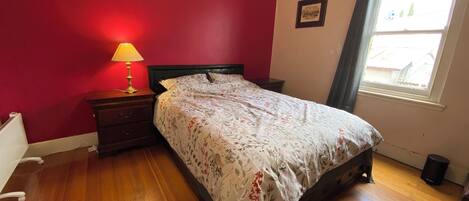 3 chambres, bureau, accès Internet, draps fournis