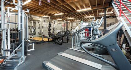 3BR Unit in the Heart of Beautiful Northcote