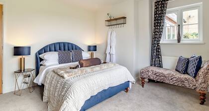 4 bedroom accommodation in Peldon, near Colchester