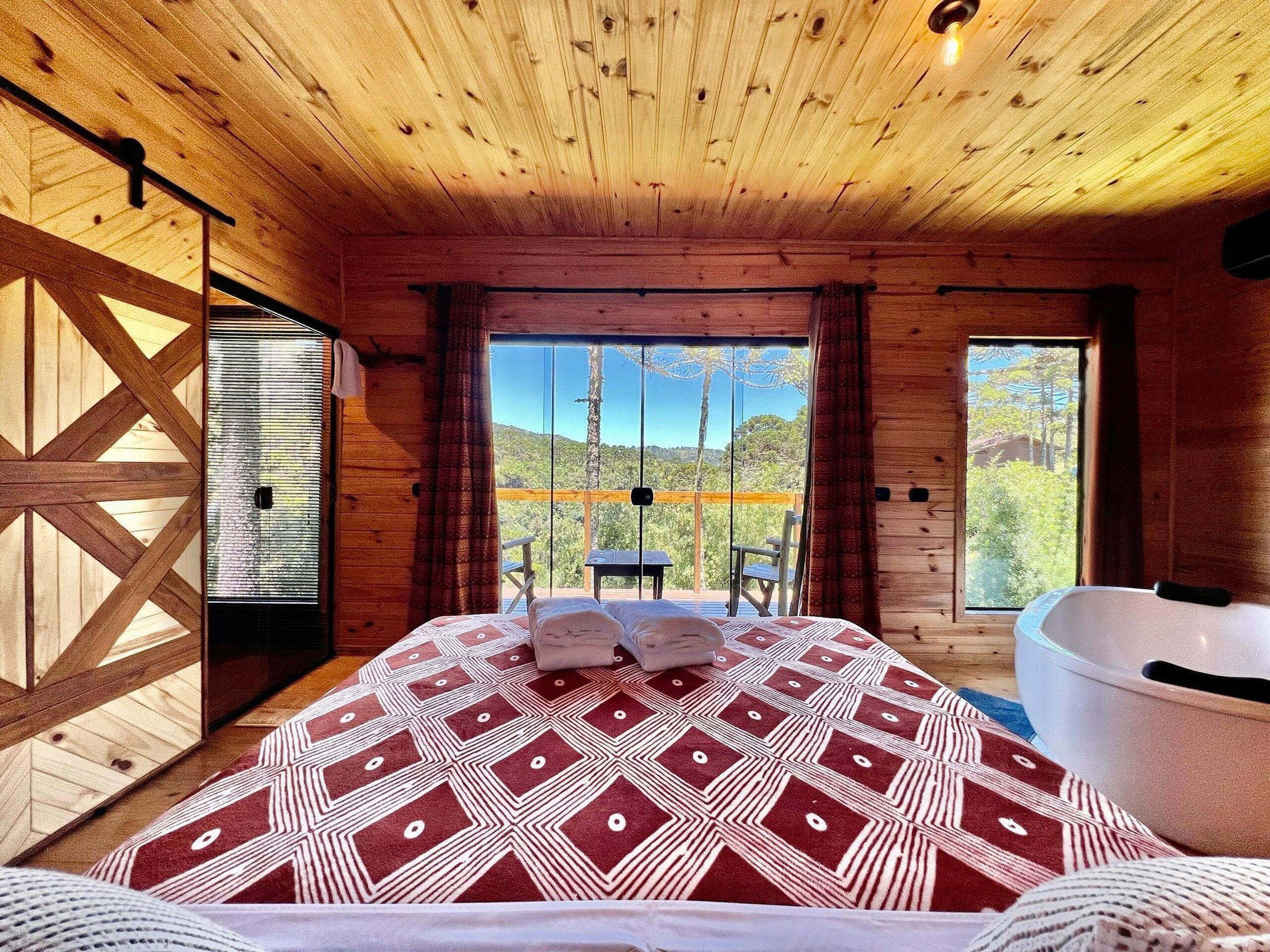 Presidential Cabin | Egyptian cotton sheets, premium bedding, individually decorated