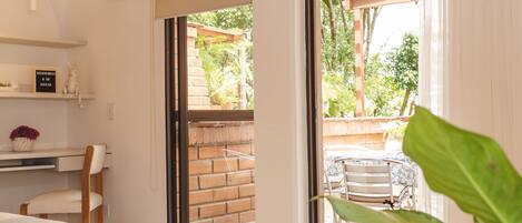 3 bedrooms, in-room safe, desk, iron/ironing board