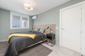 3 makuuhuonetta, silitysrauta/-lauta, ilmainen Wi-Fi, vuodevaatteet
