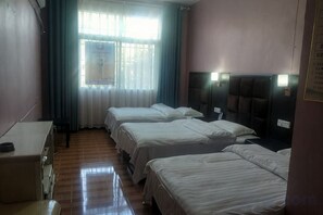 Unclassified image, 5 of 7, button - Yigen Zhijia Inn (Fenghuang County)