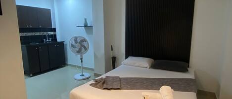 Wifi gratis y ropa de cama