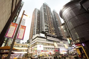 Exterior - Chongqing Ruika Apartment (Guanyinqiao Pedestrian Street Haochi Street) (Chongqing)