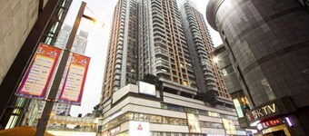 Chongqing Ruika Apartment (Guanyinqiao Pedestrian Street Haochi Street)