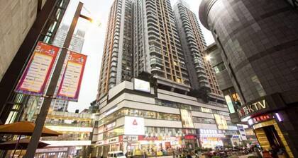 Chongqing Ruika Apartment (Guanyinqiao Pedestrian Street Haochi Street)
