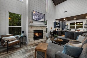 Smart TV, video games