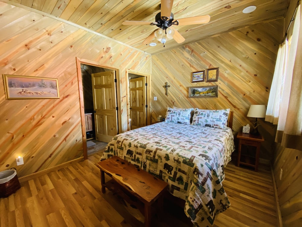 The Cozy Cub South Fork Vrbo