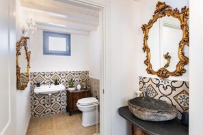 Free toiletries, hair dryer - Michael Garden (Noto)