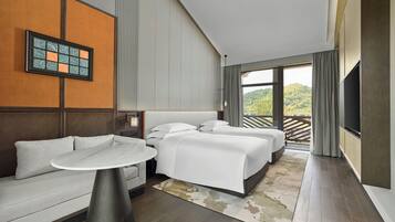 1 bedroom, minibar, in-room safe, individually decorated