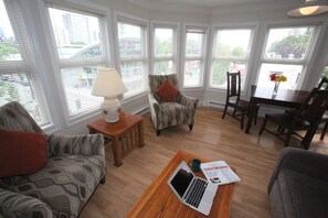 Corner One Bedroom & Den | Living area | 42-inch LED TV with digital channels, TV, fireplace