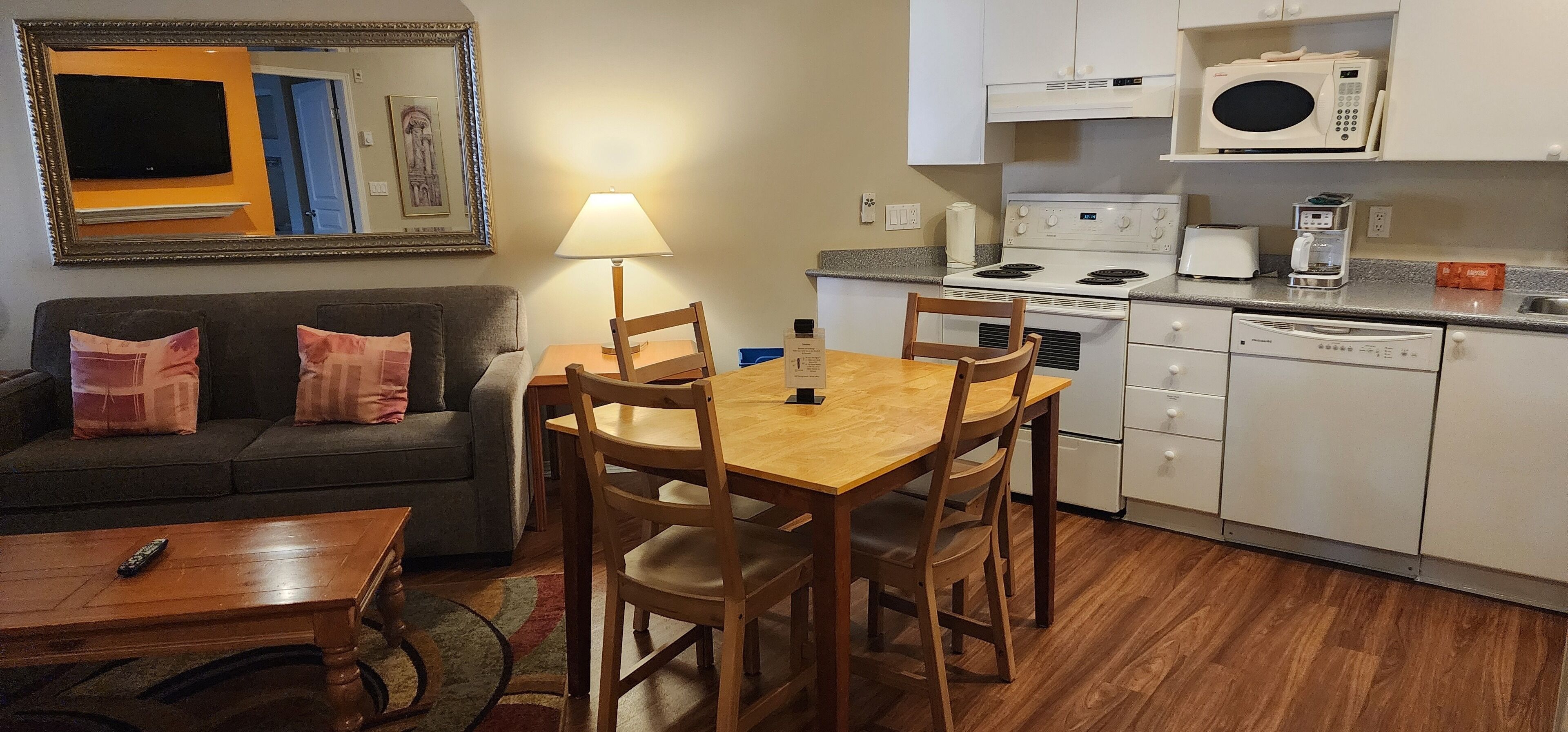Photo - Times Square Suites Hotel