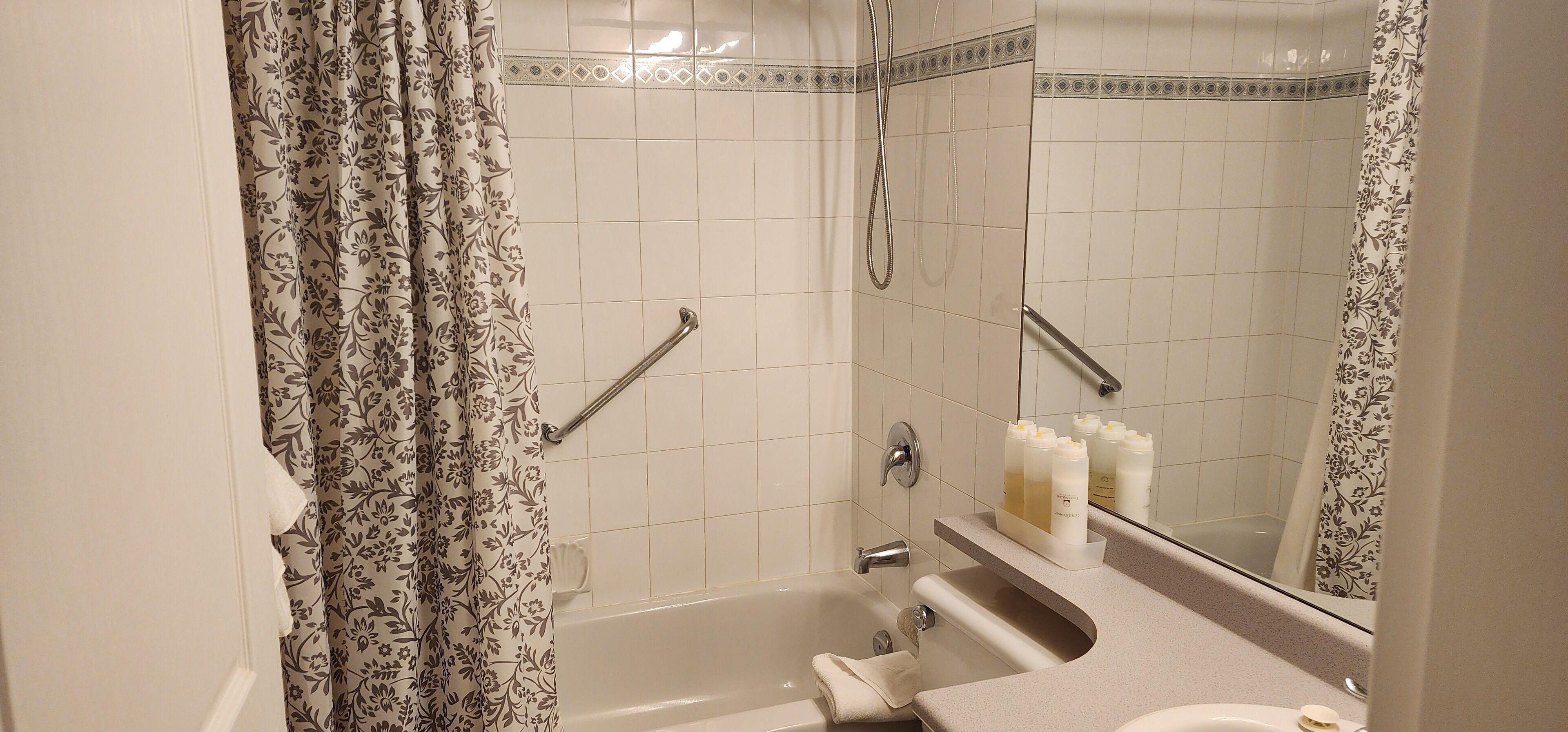 Photo - Times Square Suites Hotel