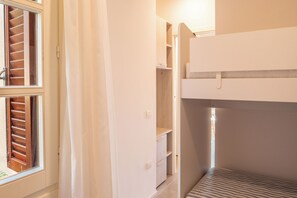 2 chambres, Wi-Fi gratuit, draps fournis