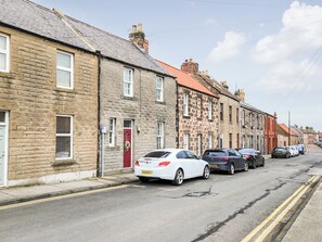 Unclassified image, 4 of 11, button - 1 bedroom accommodation in Berwick-upon-Tweed (Berwick-upon-Tweed)