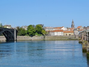 Unclassified image, 2 of 11, button - 1 bedroom accommodation in Berwick-upon-Tweed (Berwick-upon-Tweed)
