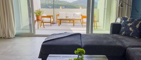 Fernseher, Arbeitsbereiche