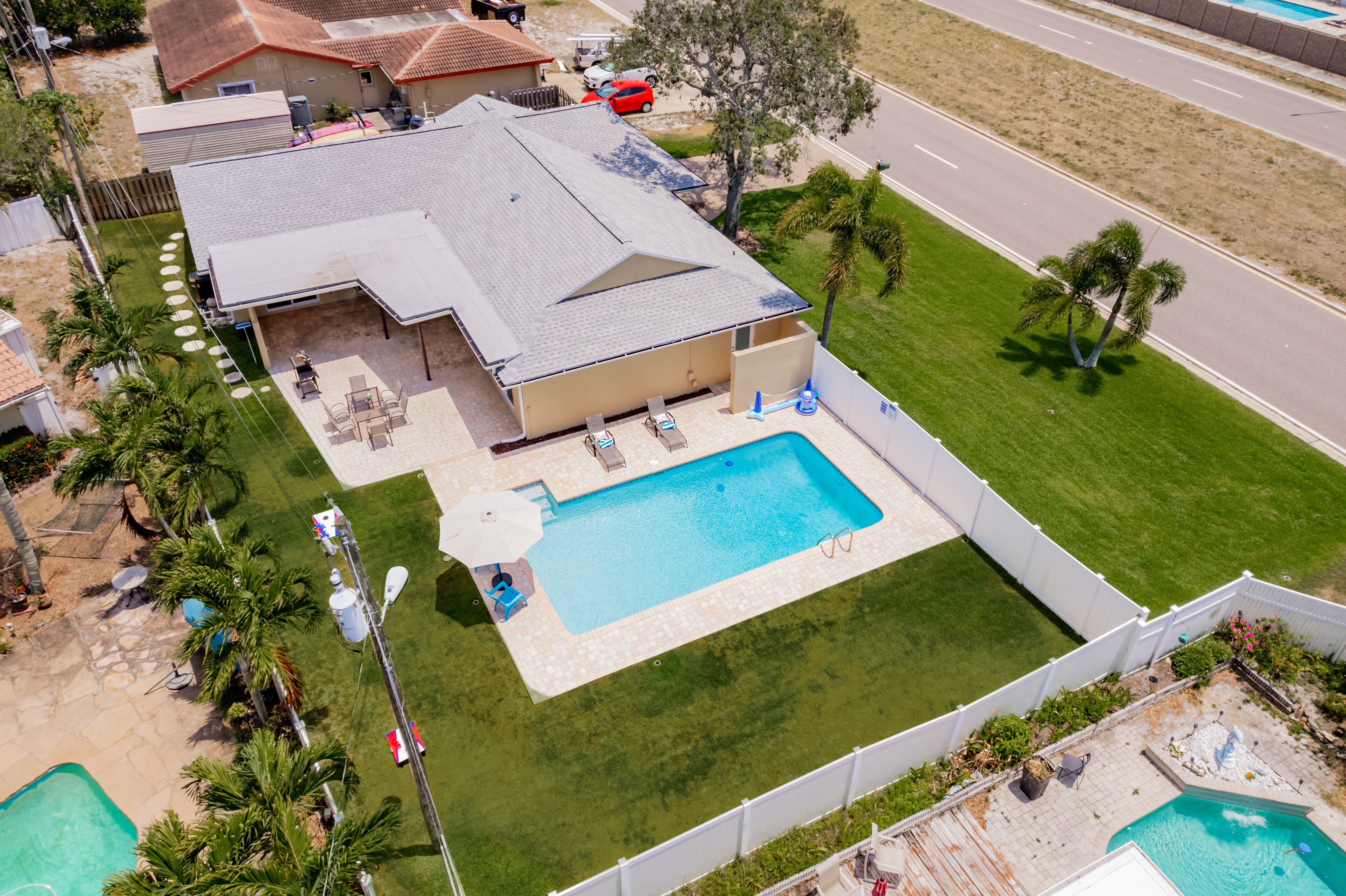 Outdoor pool, a heated pool