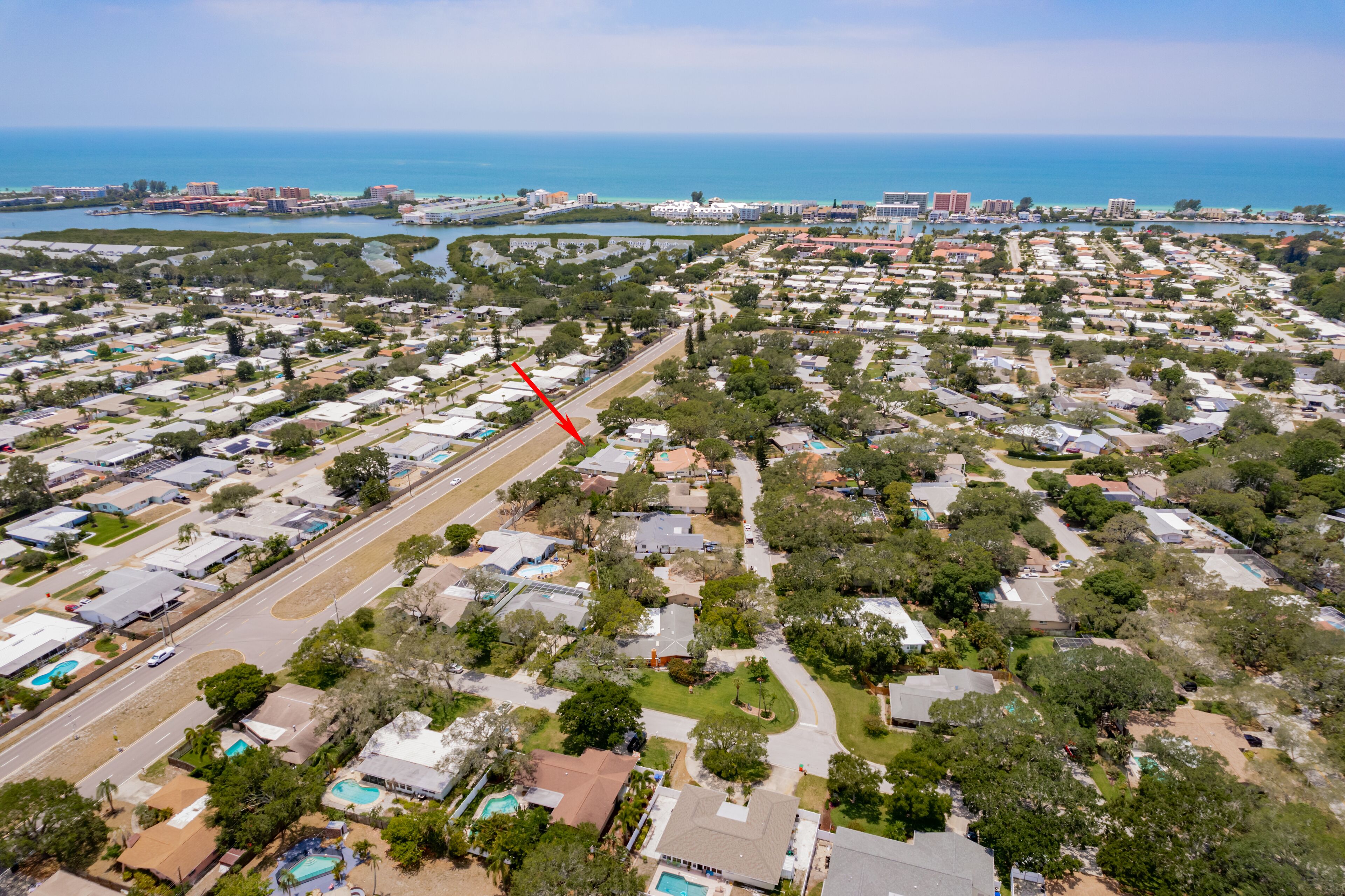 Palms Beach Private Heated Pool Home 1.5 mile from Indian Rocks Beach 🏖️🏝️