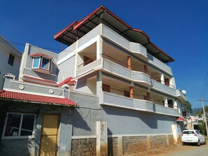 Exterior - LEYAAS RESORTS (Ooty)