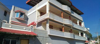 LEYAAS RESORTS