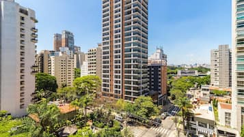 Basic Studio | Exterior