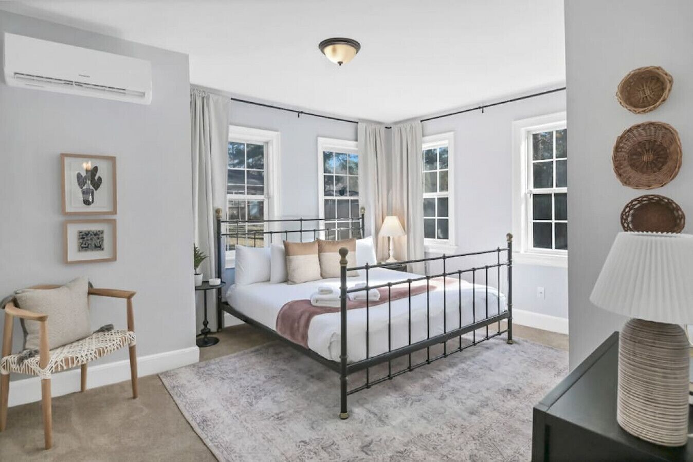Carter Street Guest Suite | Pet Friendly