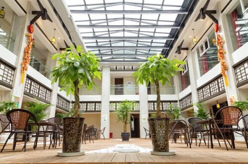 Chongqing Bisheng Haihong Business Hotel