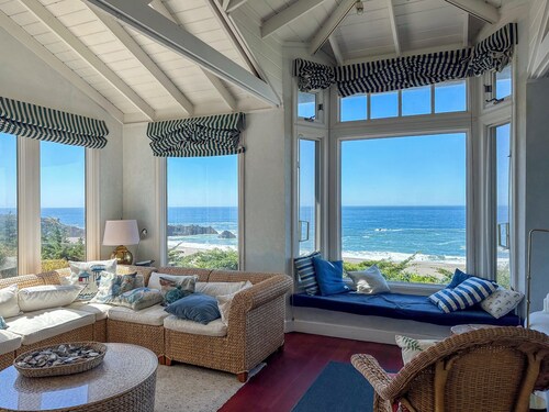 Cliff Cottage - Unobstructed ocean,  and beach views, short walk to the beach