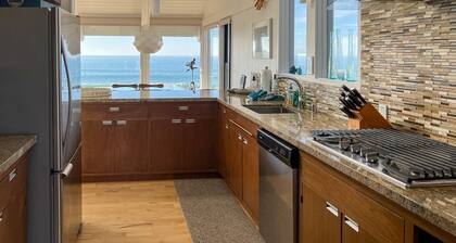 Louw Tide - Modern home, ocean front, spanning views.