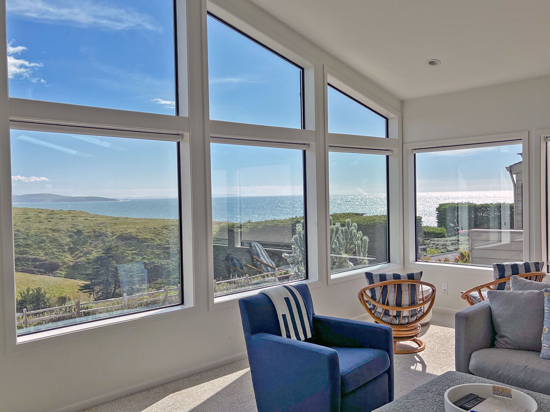 Moonrise Kingdom - Light warm home, spanning views to the south & Tomales Pt.